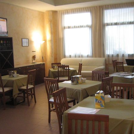 Hostiliae Ciminiera Hotel Ostiglia Екстер'єр фото