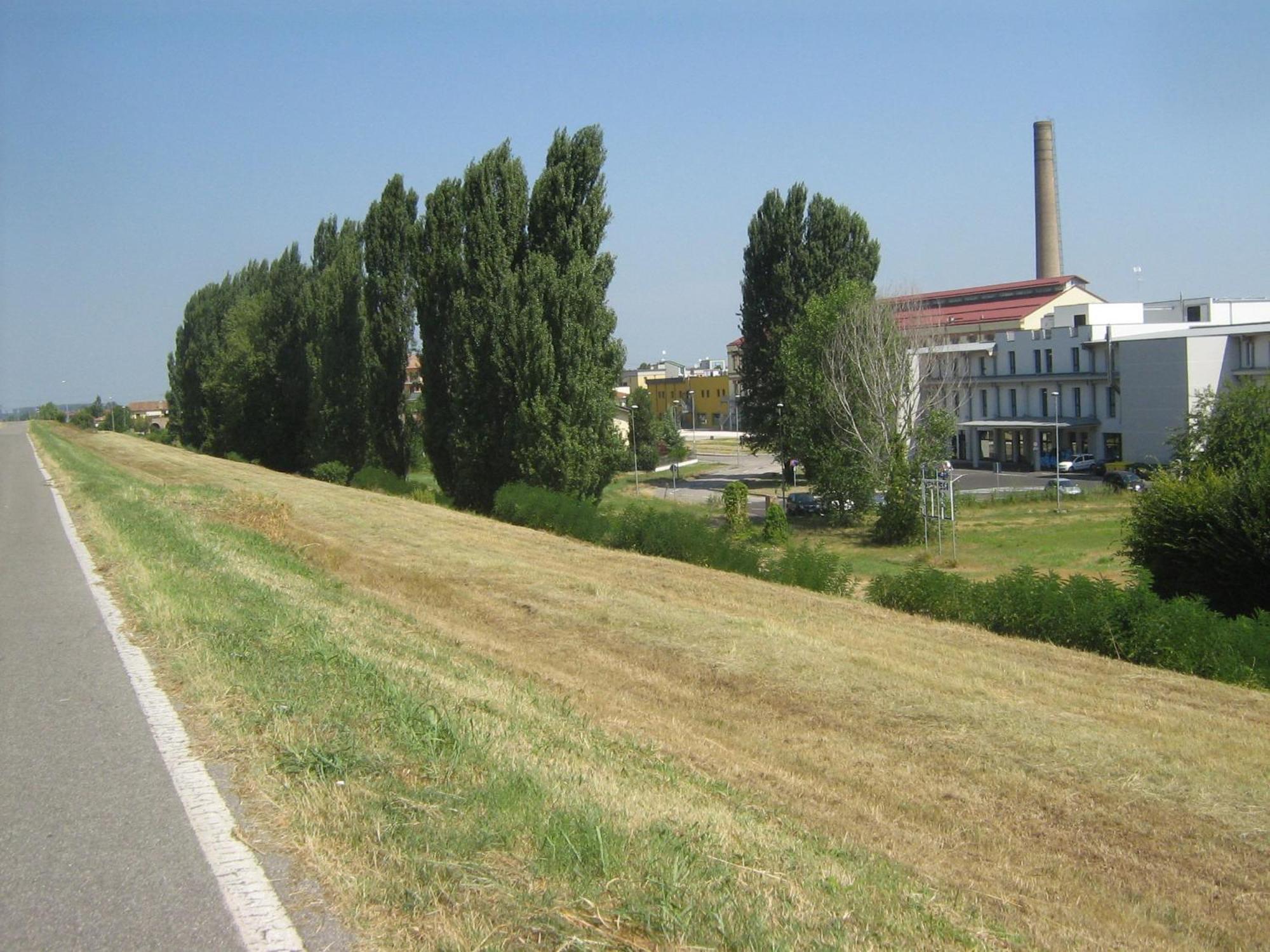 Hostiliae Ciminiera Hotel Ostiglia Екстер'єр фото