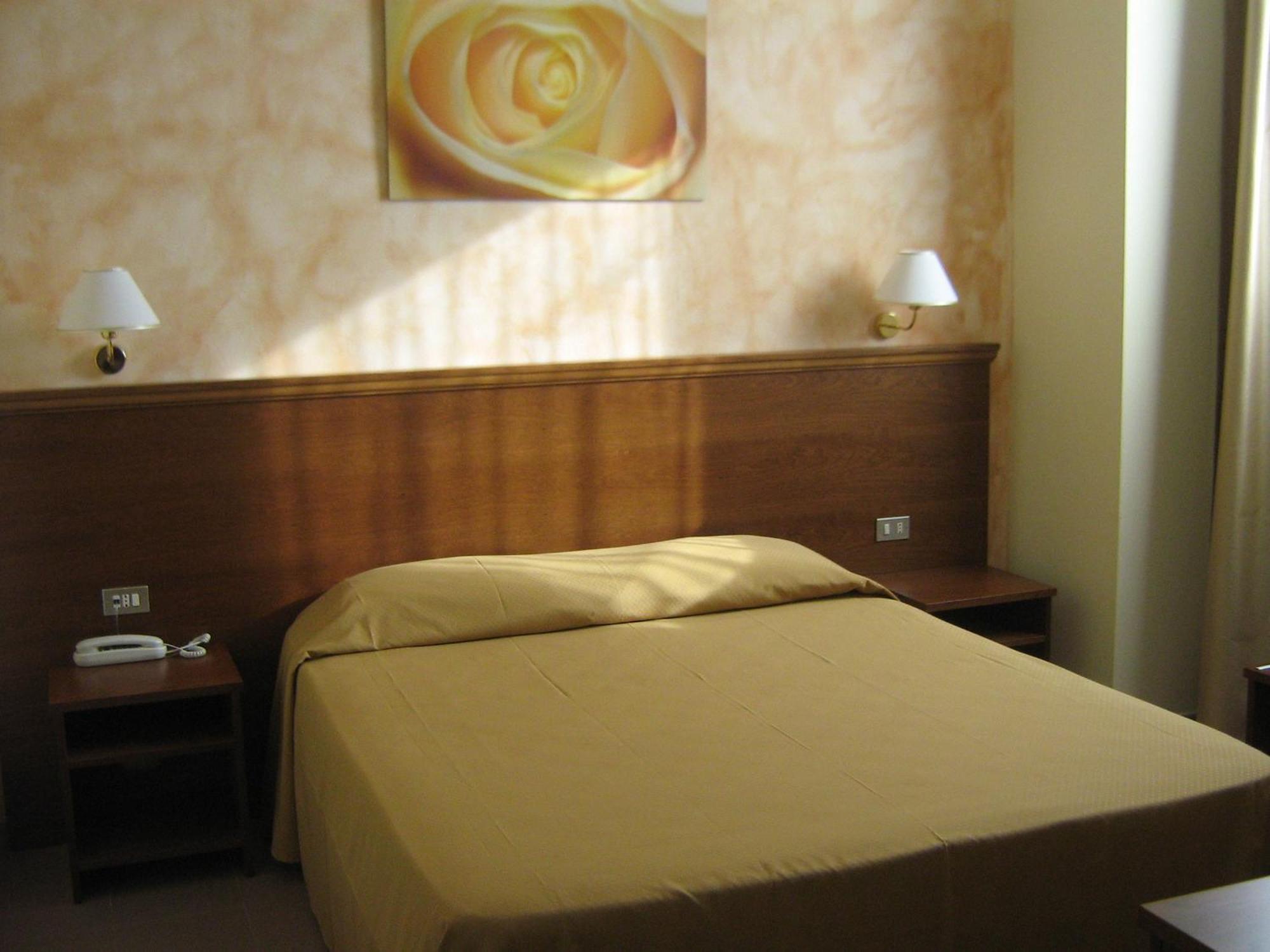 Hostiliae Ciminiera Hotel Ostiglia Екстер'єр фото