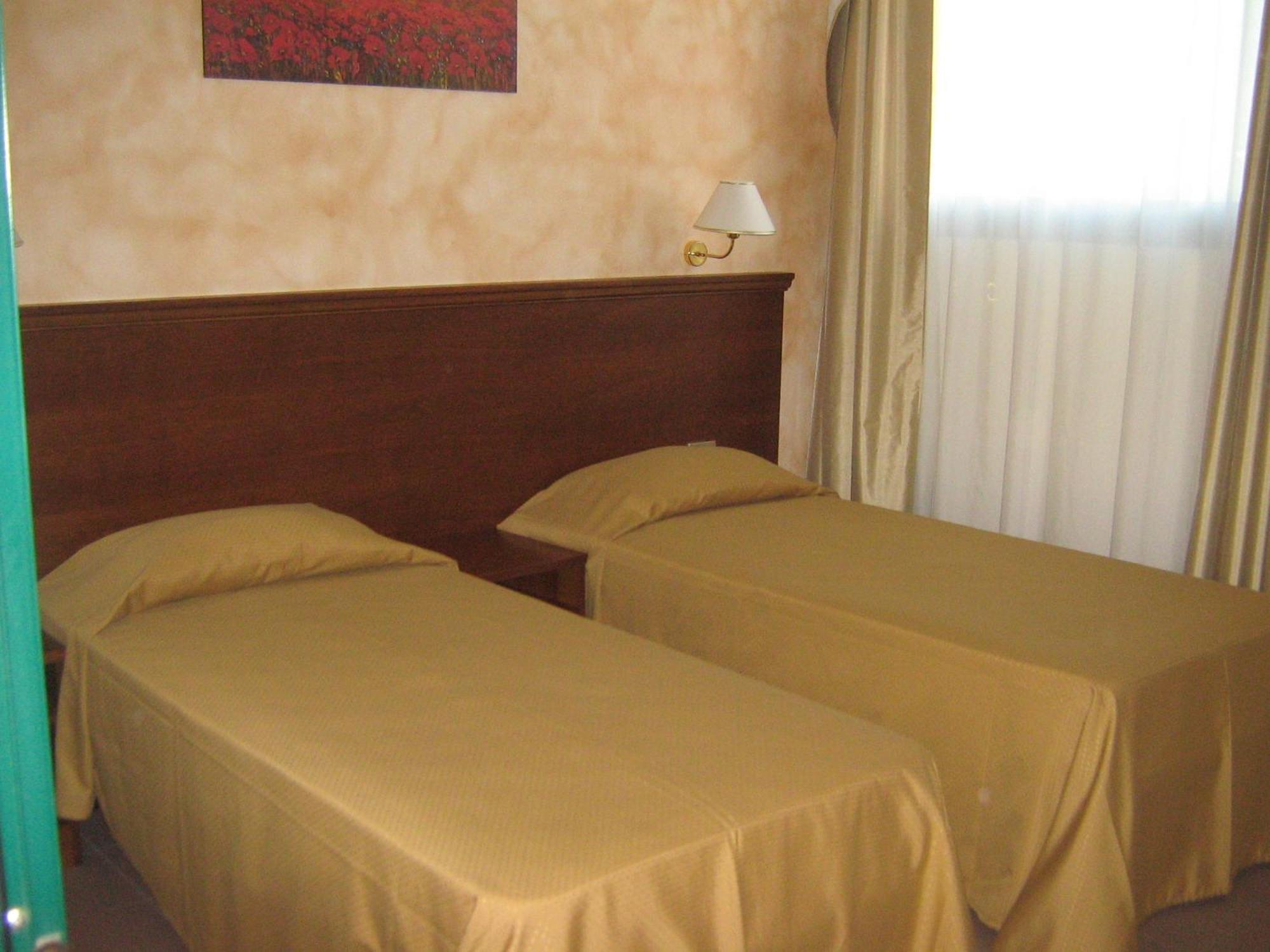 Hostiliae Ciminiera Hotel Ostiglia Екстер'єр фото
