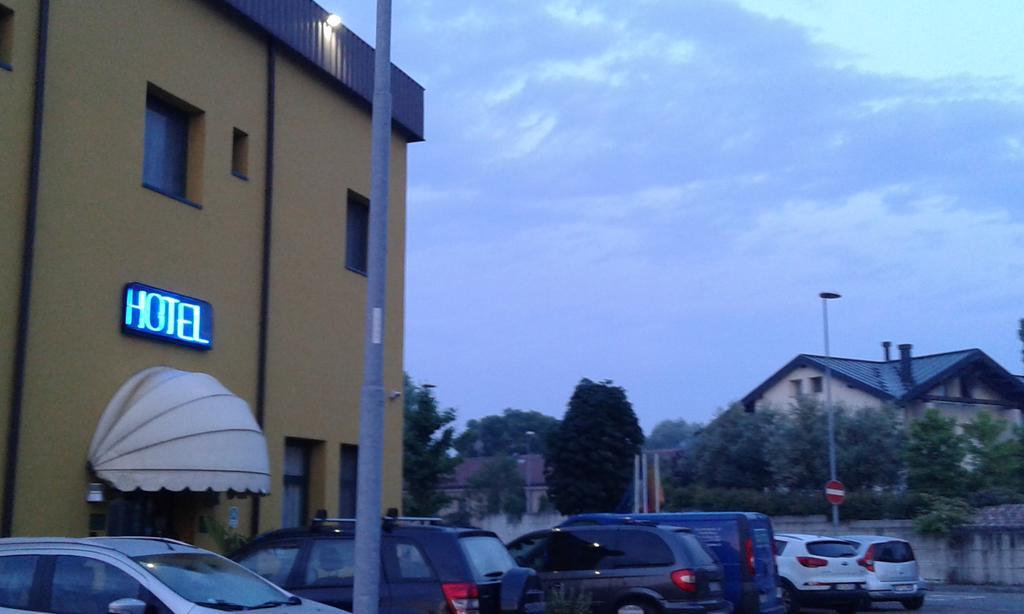 Hostiliae Ciminiera Hotel Ostiglia Екстер'єр фото